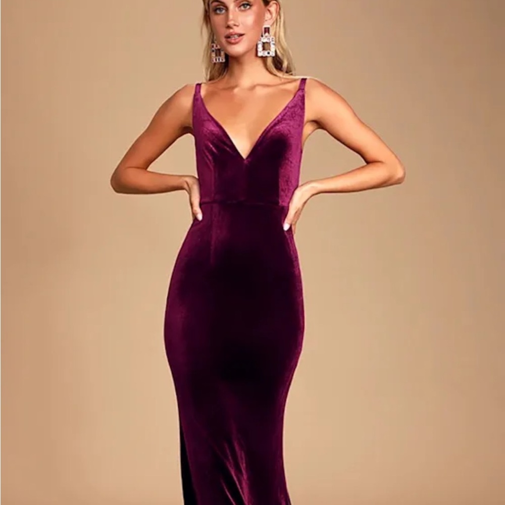 Lulu's Burgundy Velvet Maxi Dress